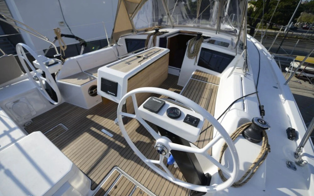A Yacht In The City