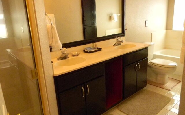 Whispering Creek B&B
