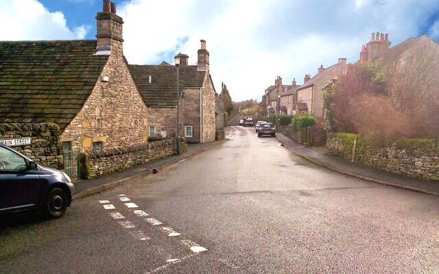 Host Stay Foxglove Cottage