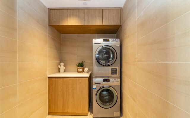 Hanting Hotel Shanghai Huaihai Zhong Road Metro Station