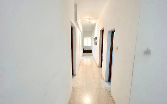 St Julians - Balluta Bay large 3 bedroom apartment
