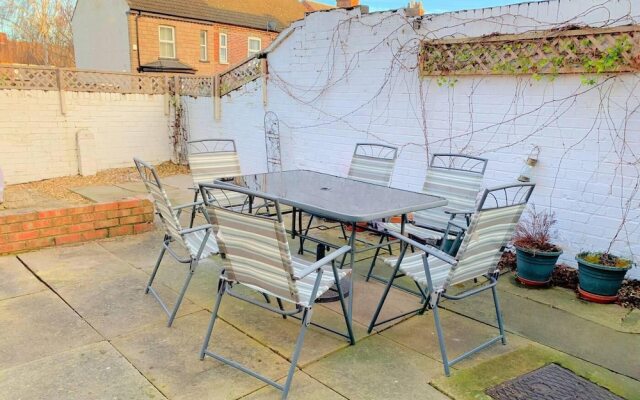 Bedford Road Garden Apartment