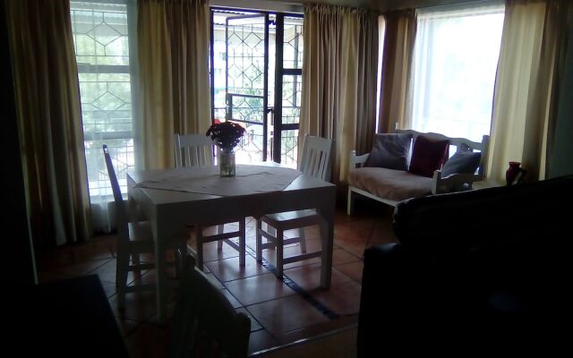 Elegant Upstairs Apartment