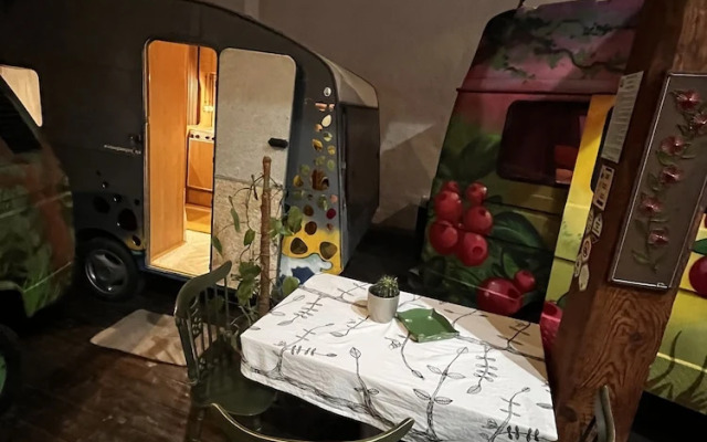 Urban Van Glamping Riga