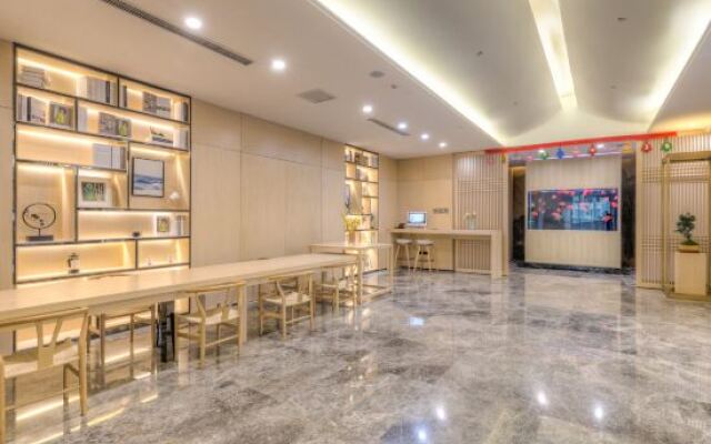 Ausotel Hotel