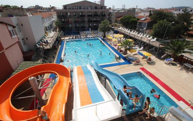 Özkaptan Aqua Otel