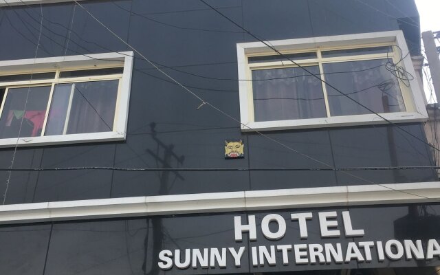 Hotel Sunny International
