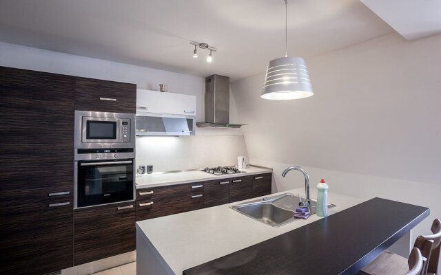 Apartment under Prague Eiffel Tower