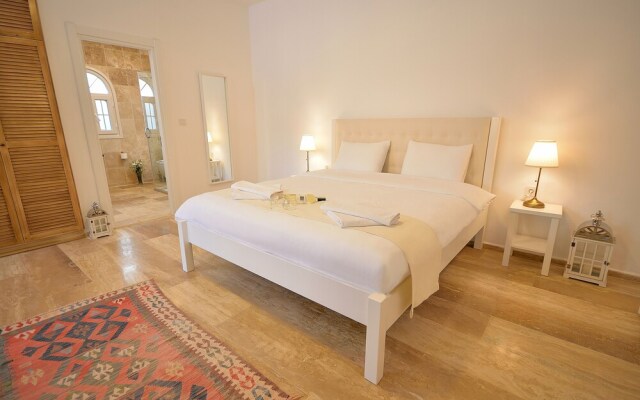 Villa Blanche Otel