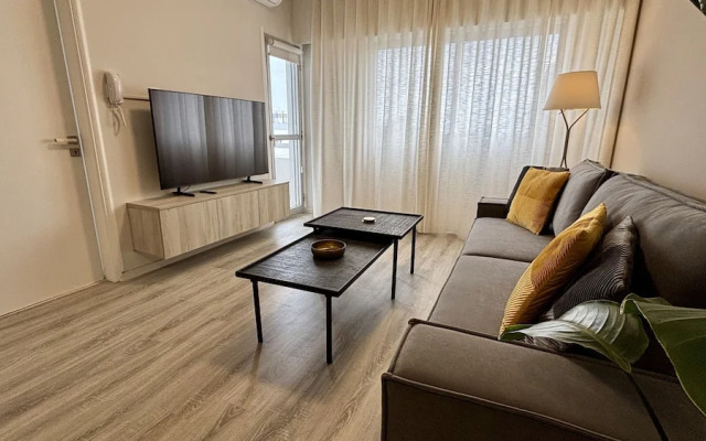 Seabreeze City Center Flat No 5