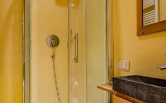 Gondola Bianca Veniceiloveyou Apartments