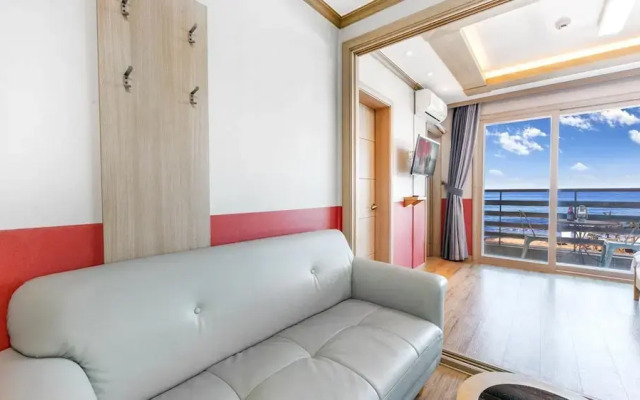 Yangyang Haettuneonchangmoon Pension