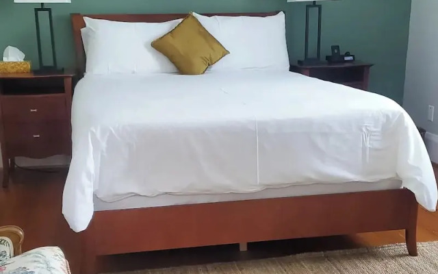 Harlem Stonegate B&B