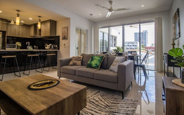 ZEN CENTRAL CBD - 3 Bedroom Apartment