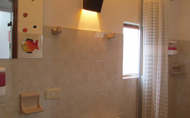 TinVa Hostal - Hostel