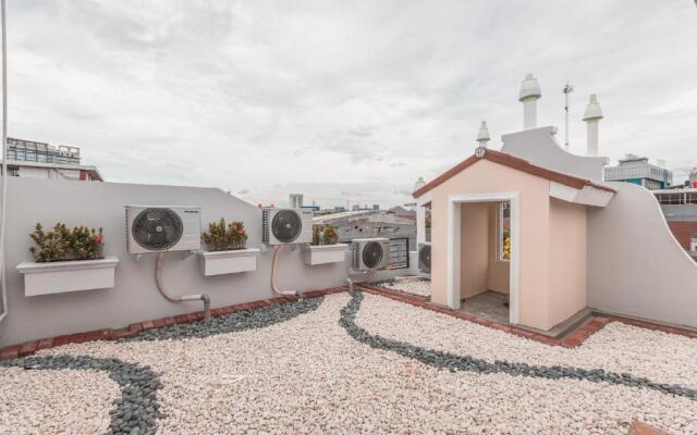 Super OYO Capital O 371 Kwitang Guest House