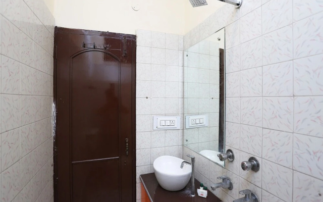 Oyo 15993 Hotel Ashoka Guest House