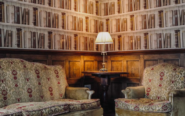 Abbey Sands Hotel