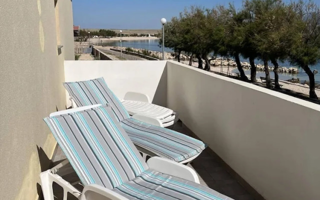 Beachfront House Marlot