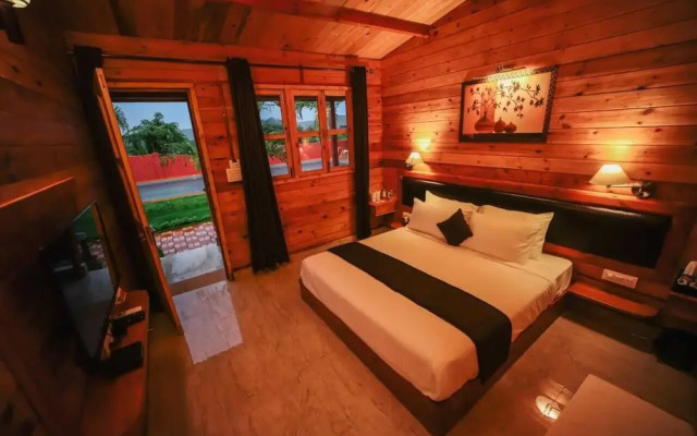 Grand Vatika Resort