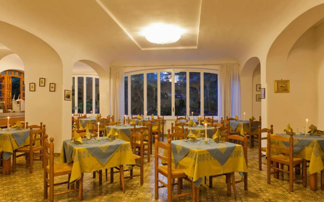Hotel Cleopatra