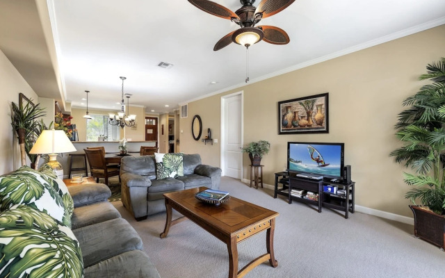 Waikoloa Beach S M2 2 Bedroom Condo by RedAwning