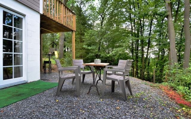 Cozy Chalet in Soy with Sauna