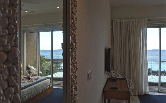 Pointe aux Cannonier Luxury Apartments