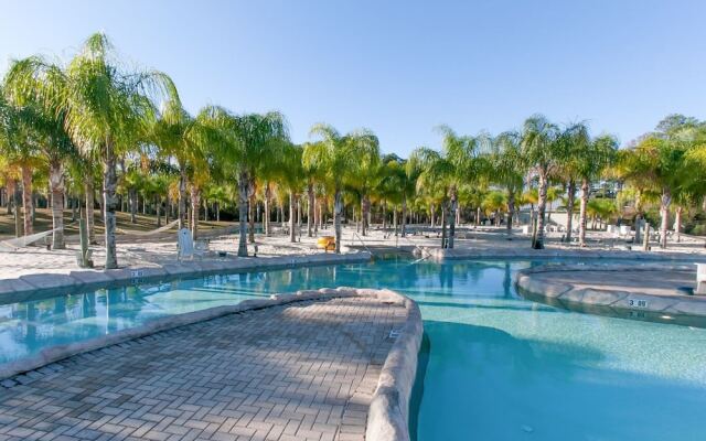 Whar305x 2 Bedroom Condo