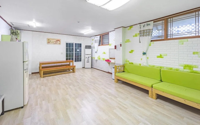 Yeongwol Gangeulpumeunsoo Pension