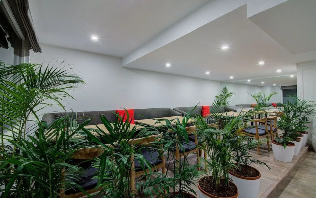 Sai Sasi Residency By OYO Rooms