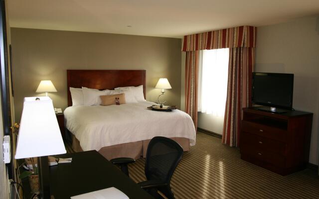 Hampton Inn Visalia