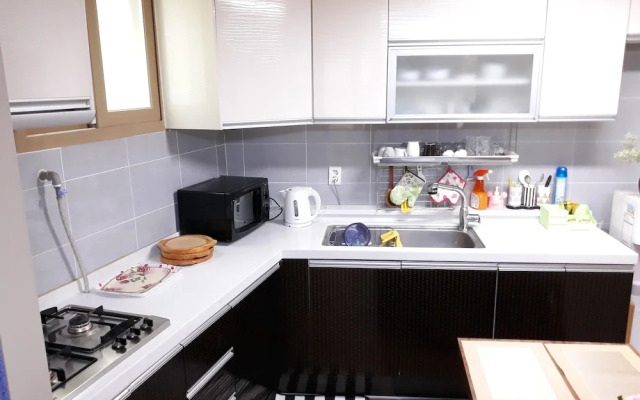 Work Life Balance Guesthouse Busan Station - Hostel
