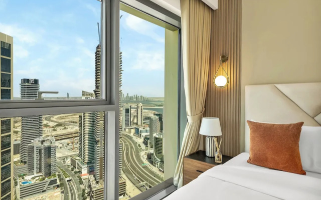 Panoramic Burj Khalifa View by Propigo