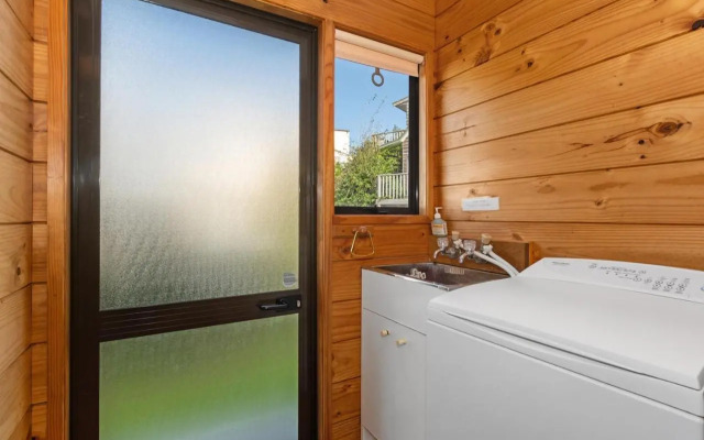 Karaka Bach - Mangawhai Heads Holiday Home