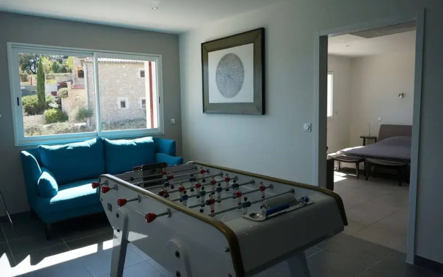 Magnificent Villa in Saint-ambroix With Private Pool