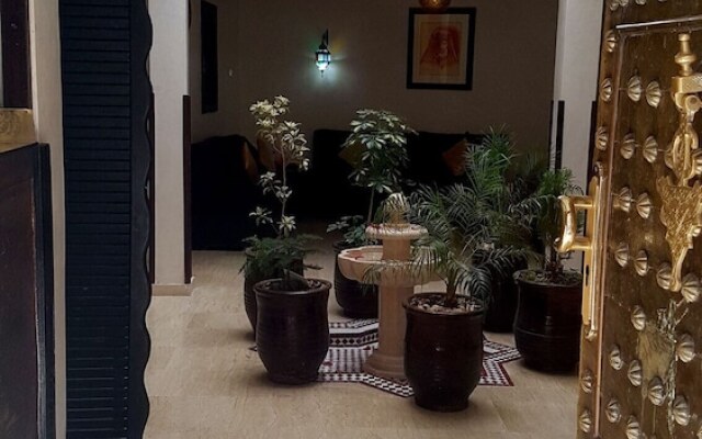 Riad Makech