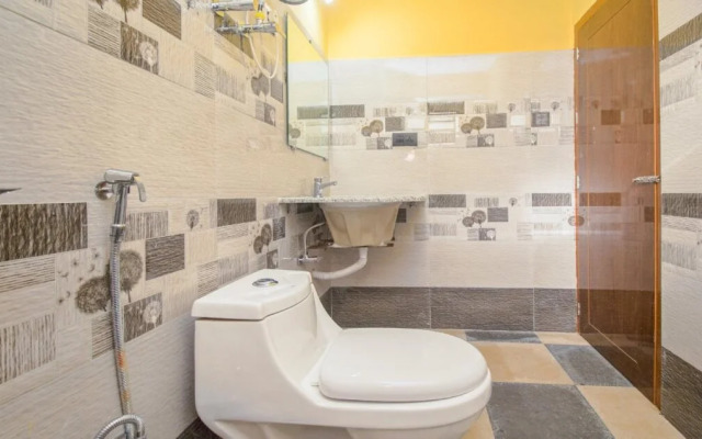 Hotel Red Cherry By OYO Rooms
