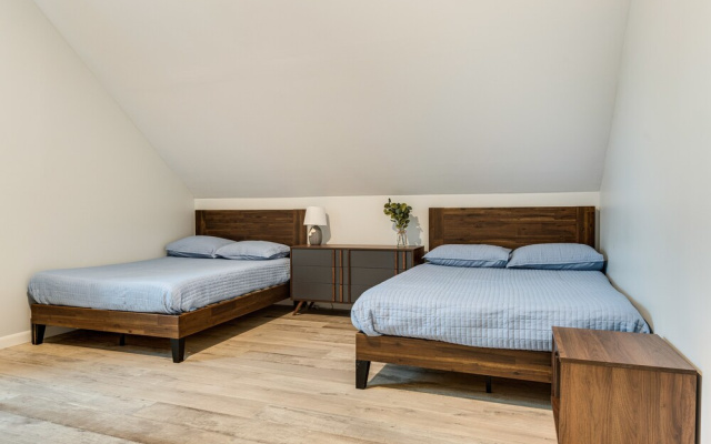 Modern Indianapolis Home < 2 Mi to Downtown!