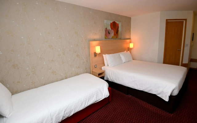 Meadow Farm, Redditch by Marstons Inns