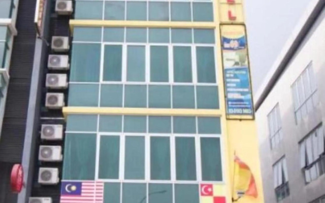 Saujana City Hotel by ZEN Rooms