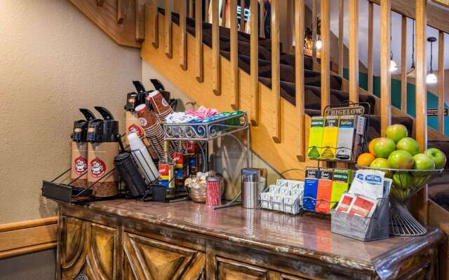 AmericInn by Wyndham Grand Forks