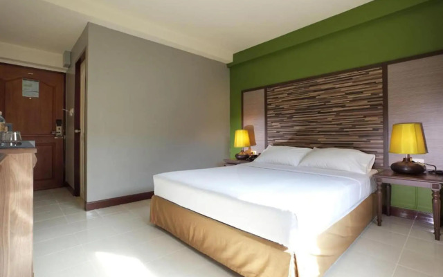 Rambuttri Village Inn & Plaza