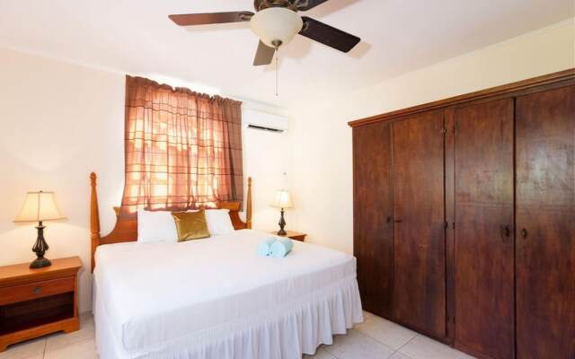 Beautiful 3br2 5BA Villa w Pool Close 2 Baby Beach