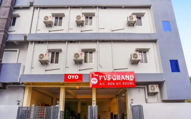 Oyo Flagship 807564 Hotel Pvs Grand