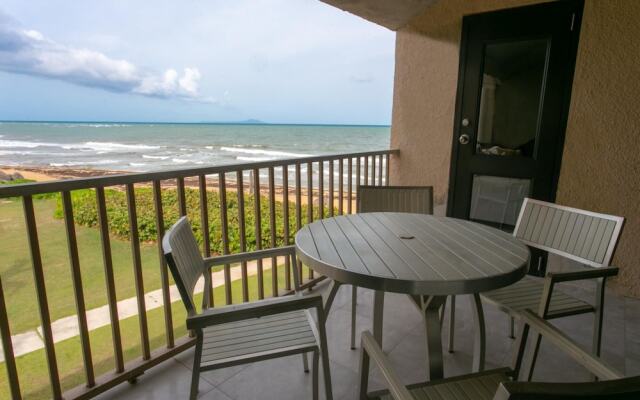 Spectacular Beach View 3-bedroom Villa Bv179