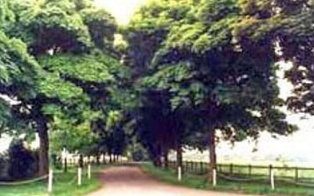 Snowshill Hill Estate B&B