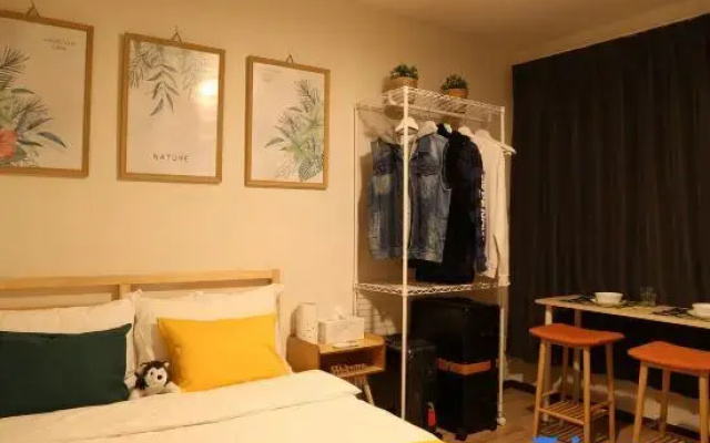 Tokyo E Joy Inn