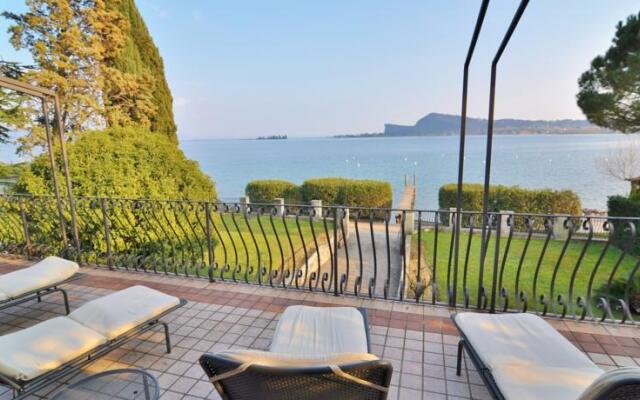 Villa Gardiola Lake Garda