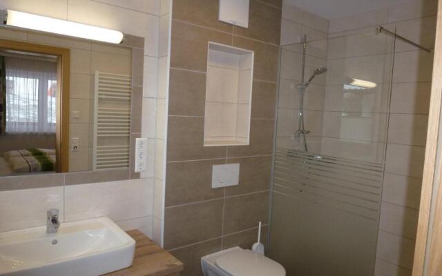Ferienhaus u. Appartement Knauss